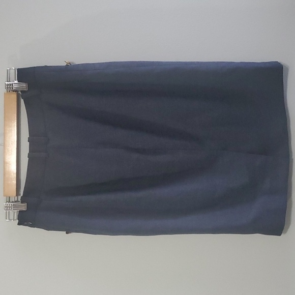 The Limited Skirt womens Sz 4 Blue Elegant Navy Blue Skirt Lined Polyester Blend - Picture 4 of 14